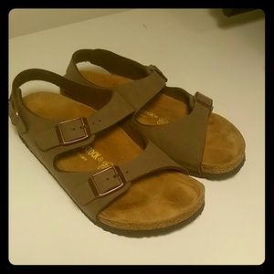 Kids Birkenstocks size 2